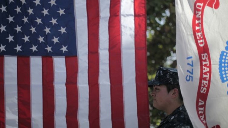 В американската армия дават все повече права на жените. Снимка: Reuters