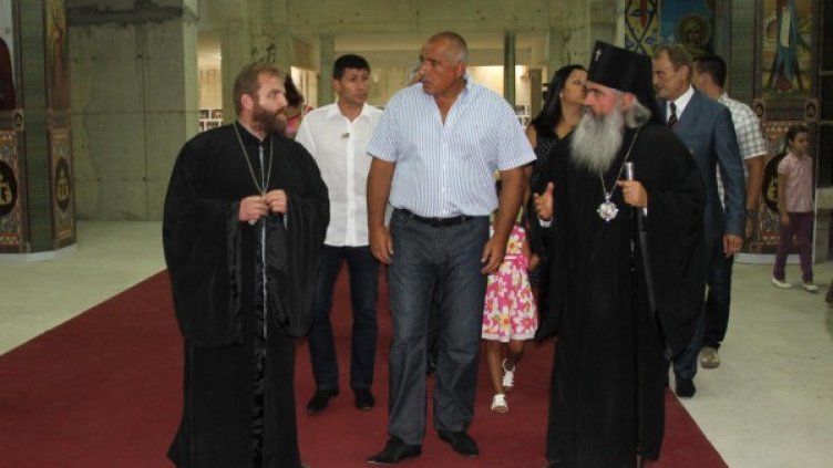 Борисов посети новостроящия се храм "Свети Прокопий Варненски". Снимка: Булфото