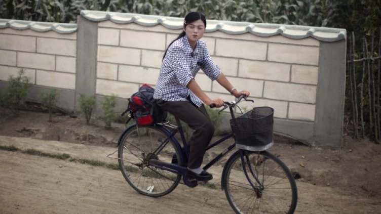 И севернокорейките ще станат колоездачки. Снимка: Reuters