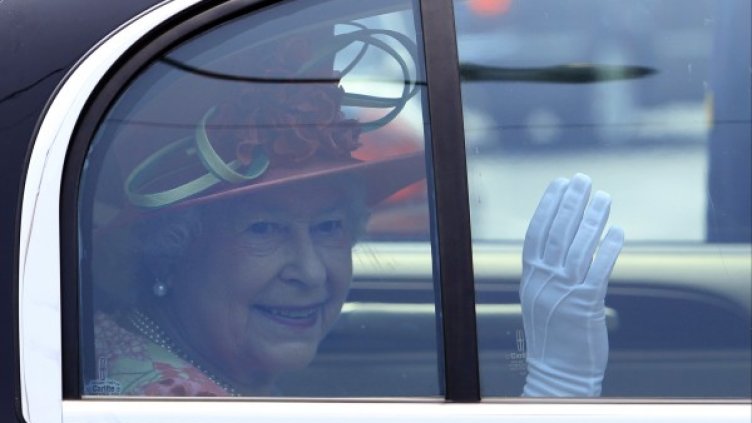 Кой ли ще бъде избран да вози Нейно Величество. Снимка: архив, Reuters