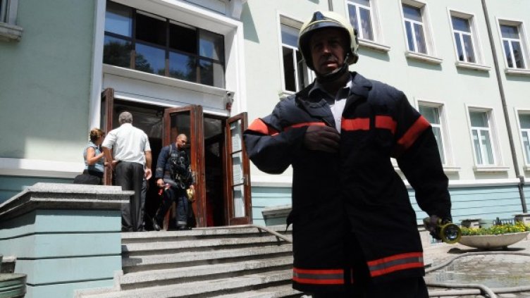 Пожарникарите бързо се справиха с огъня. Снимка: Булфото