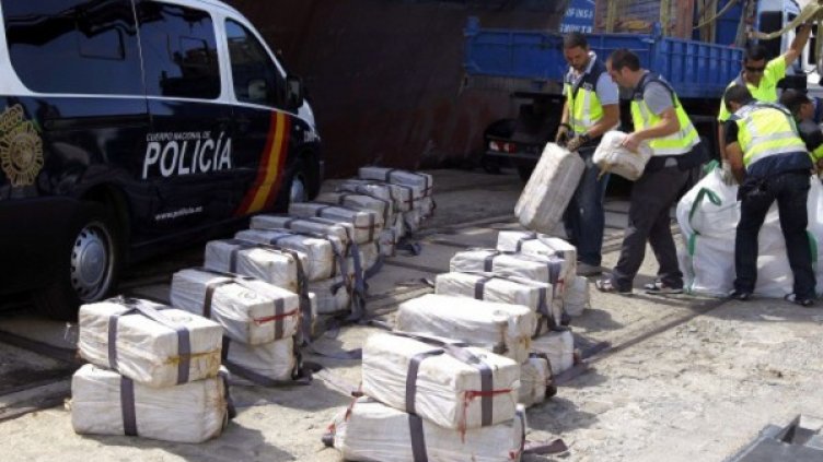 Заловената при акцията дрога. Снимка: БТА