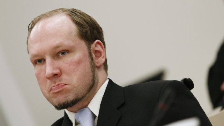 Андерш Брайвик в съдебната зала. Снимка: Reuters