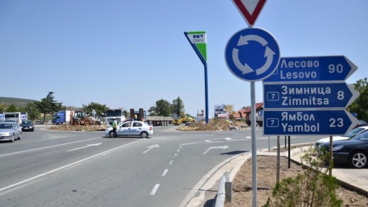 Новата отсечка ще е достъпна за коли след 12.00 часа. Снимка: Булфото