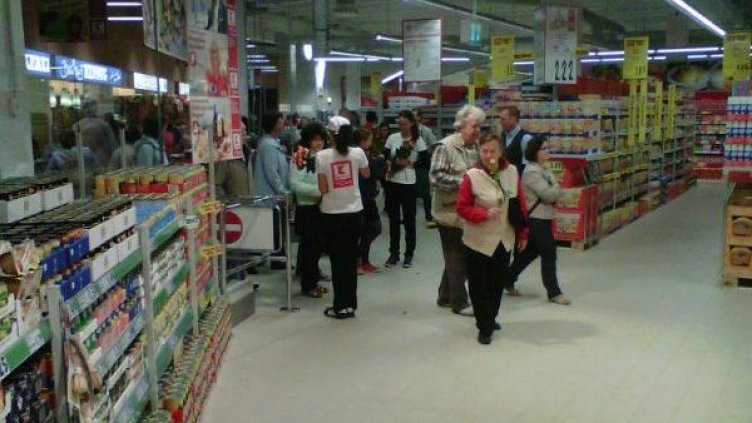 Замразяването на цените поставя в по-изгодна ситуация големите вериги. Снимка:  Kaufland