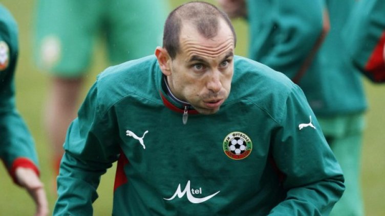 Мартин Петров отново не попадна в сметките на Любо Пенев. Снимка: Reuters