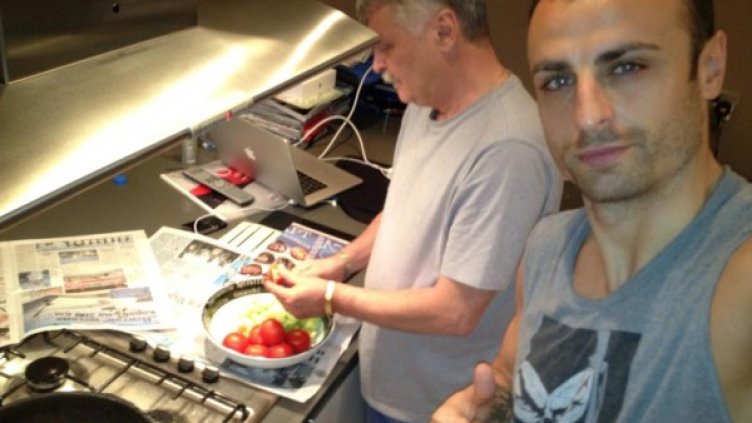 Бербатов няма да остане гладен. Снимка: Facebook