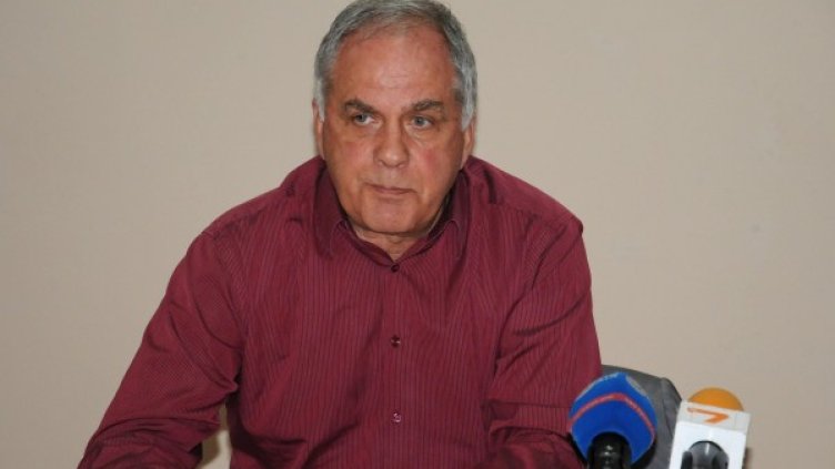 Данчо Лазаров обяви, че България ще поиска домакинството на Световното по волейбол през 2018 г. Снимка: Булфото