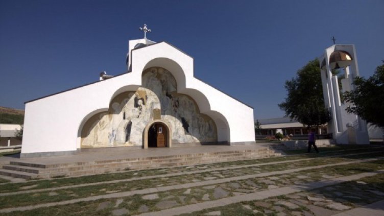 Църквата "Св. Петка Българска" в местността Рупите. Снимка: Булфото