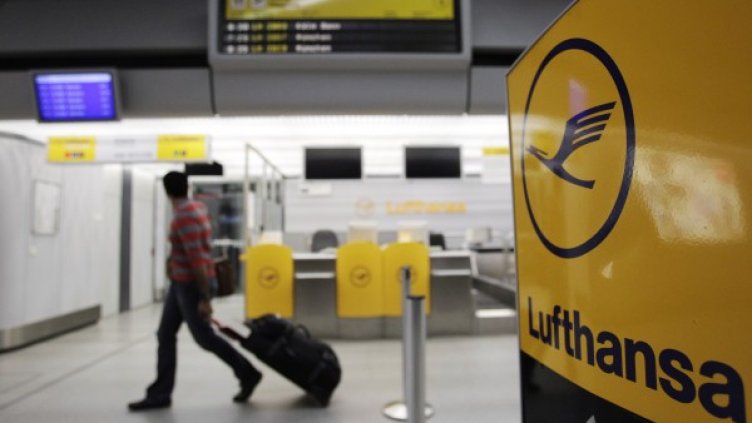Пътниците на Луфтханза са информирани да очакват анулиране и закъснения на полети. Снимка: Reuters