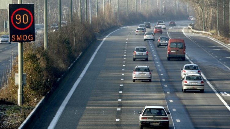 Състоянието на белгийските пътища превъзхожда единствено положението в страните от Източна Европа. Снимка: архив, Reuters