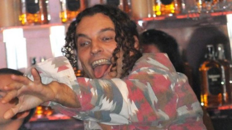 Деян Неделчев се изплези на продуцентите на риалити шоуто. Снимка: Булфото