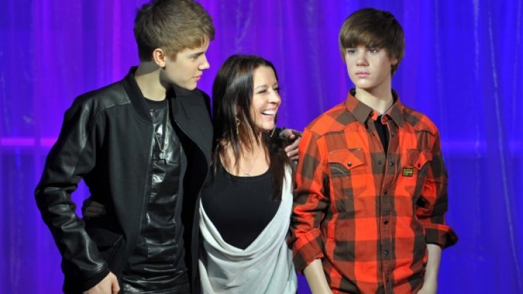 Джъстин с майка си. Снимка: Reuters