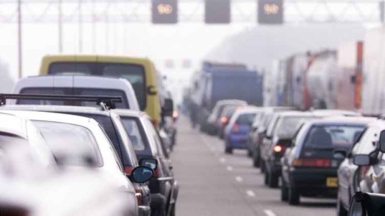 За да запазят клиентите си, производителите ще трябва да гарантират, че продукти им са в крак с информационните технологии.Снимка: архив, Reuters