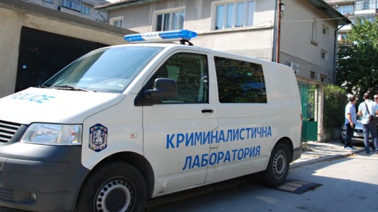 Мястото на убийството във Варна. Снимка: Булфото