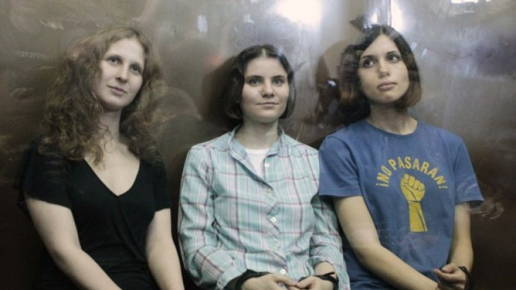 Пънкарките бяха наказани с 2 години лишаване от свобода. Снимка: Reuters