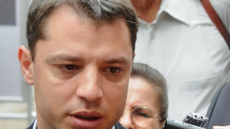 Добрев изпълнява заръките на Борисов. Снимка: архив Булфото