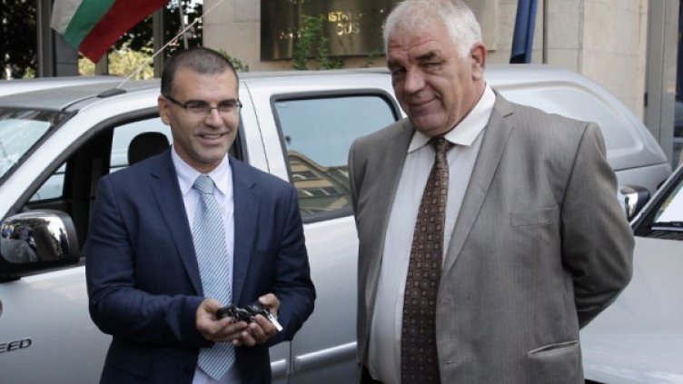 Дянков е изключително доволен от работата на Ваньо Танов. Снимка: БТА