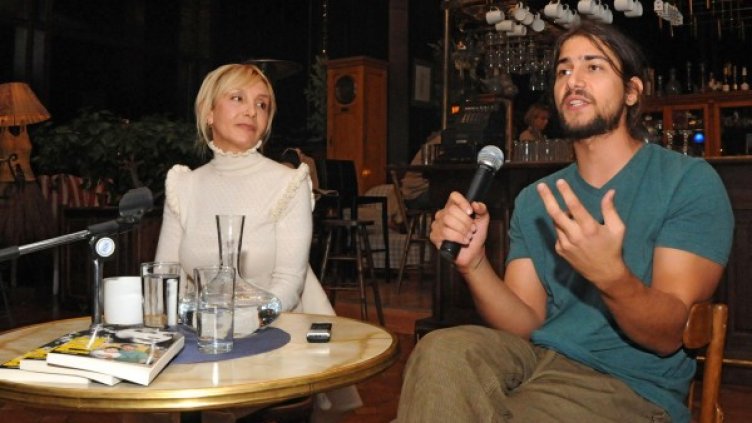 Проповедите на Владо не стоплиха зрителите. Снимка: архив Булфото