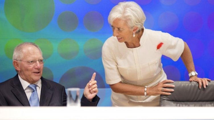 Шойбле размаха пръст пред Лагард. Ще намерят ли двамата отново общ език? Снимка: Ройтерс