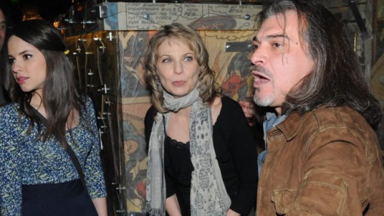 Магърдич Халваджиян с Ваня Цветкова и Боряна Братоева от "Седем часа разлика. Снимка: архив, Булфото