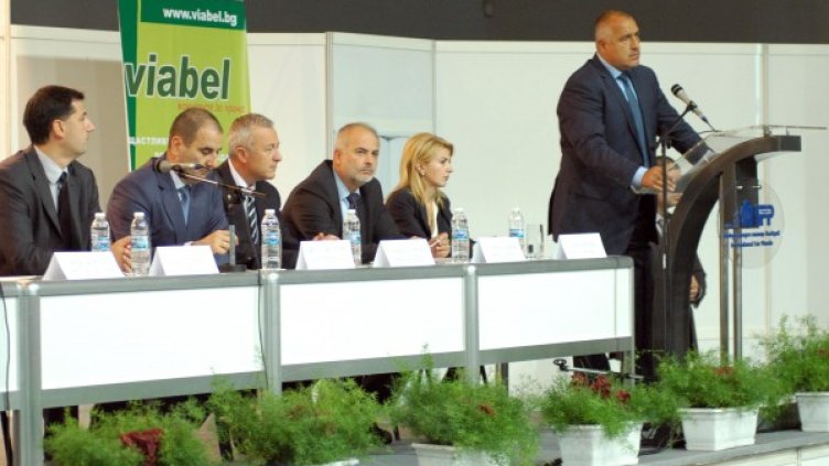 Бойко Борисов на годишното събрание на Националното сдружение на общините в България. Снимка: БТА