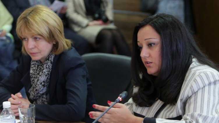 Павлова е категорична, че EVN носи отговорност. Снимка: БТА