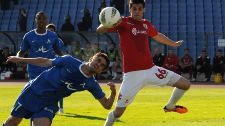 Вечното дерби ще се предава по телевизията. Снимка: Булфото