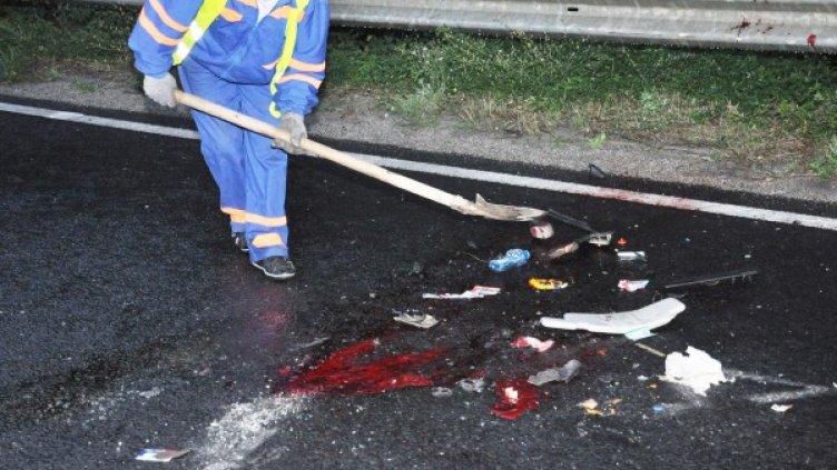 Шофьорът на БМВ-то е карал с несъобразена скорост. Снимка: архив Булфото