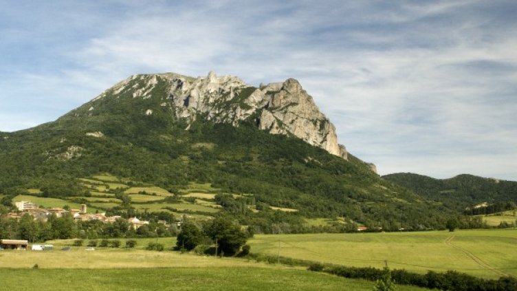 Село Бугараш в Югозападна Франция - старо предание сочи, че то ще е сред малкото места на Земята, които ще оцелеят от Апокалипсиса. Снимка: Reuters