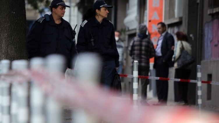 Вчера офис на "Алианц" стана жертва на обир.