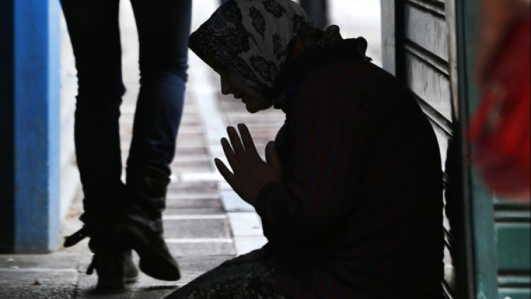 Все повече българи просят по улиците на Германия Снимка: Reuters