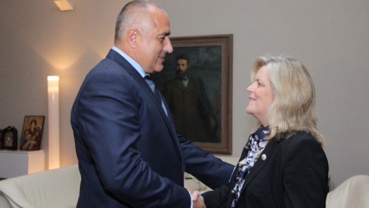 Бойко Борисов и Стейси Аластър. Снимка: МС