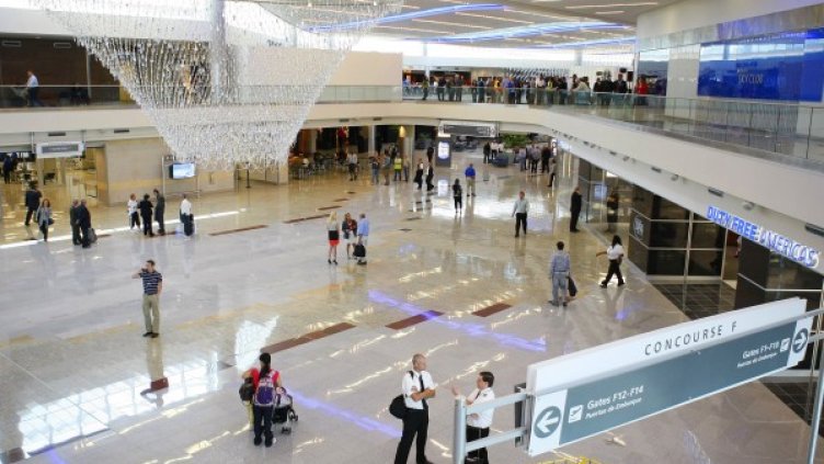 Засега летището "Atlanta Hartsfield Jackson" остава най-голямото в света Снимка: Reuters