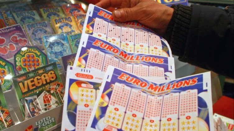 Французин позна 7-те числа и спечели 169 837 000 евро от "Евромилиони". Снимка: архив, Reuters
