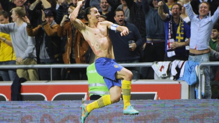 Ибрахимович се радва след победата на Швеция над Англия с 4:2. Снимка: Reuters
Съпругата на футболиста Хелена Сегер. Снимка: Reuters