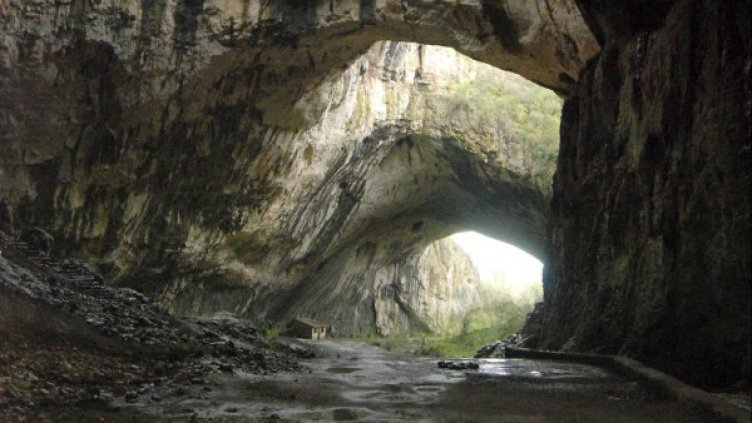 Деветашката пещера. Снимка: архив Булфото