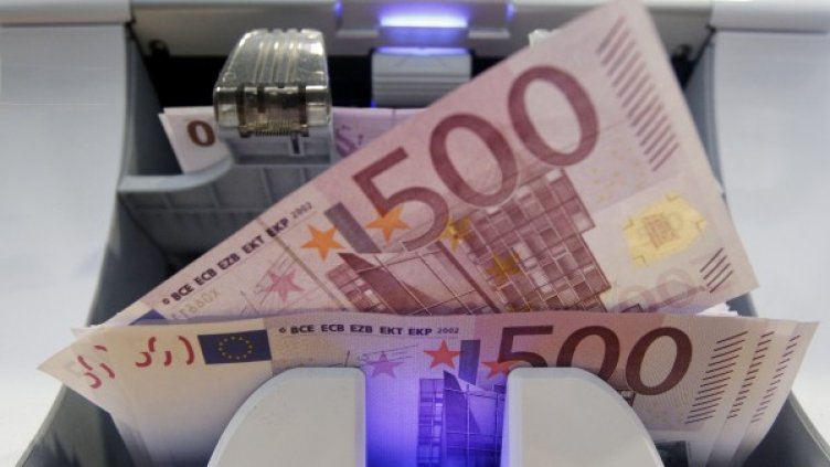 Moody's понижи рейтингите на европейските спасителни фондове ESM и EFSF от Aaa на Aa1. Снимка: архив, Reuters