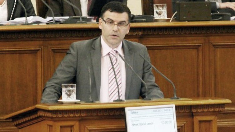 Симеон Дянков се извини на депутатите. Снимка: архив, БТА