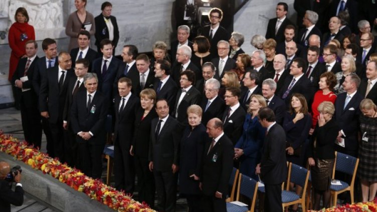Двайсетина държавни и правителствени ръководители от ЕС присъстваха на връчването на Нобеловата награда за мир. Снимка: Reuters