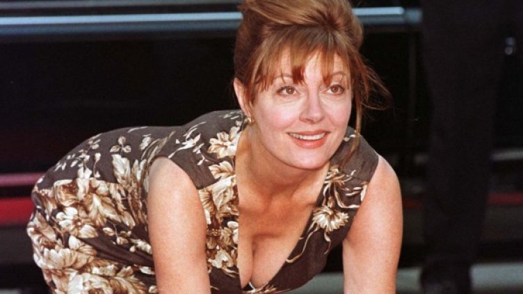 Сюзън Сарандън отдавна е минала възрастта за голямо деколте, поне според британското проучване. Снимка: Reuters