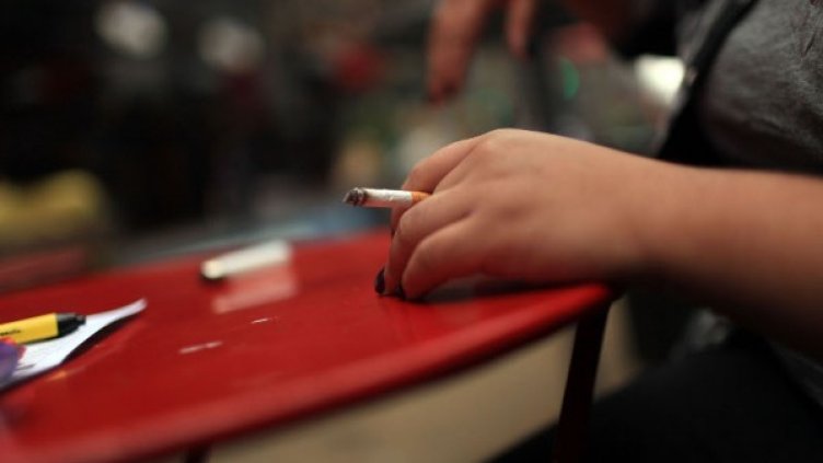 Депутатите ще решават дали ще се пуши отново в заведенията. Снимка: архив,  Guetty Images