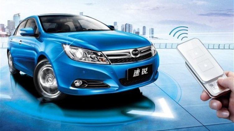 BYD F3 Su Rui - автомобил, който може да се управлява с дистанционо. Снимка: BYD