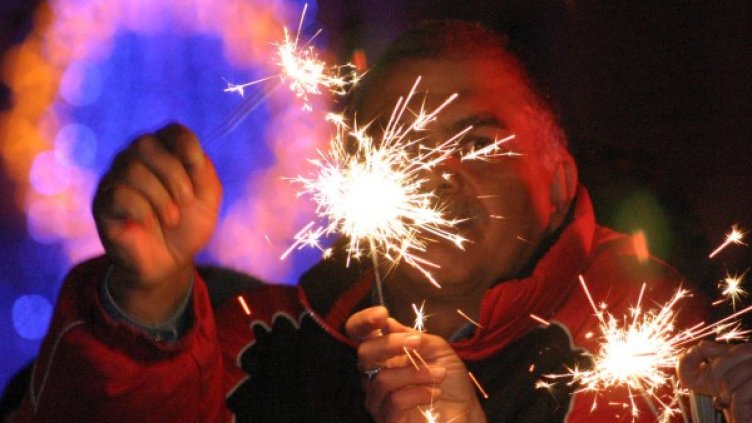 Само 1% от българите заявяват, че ще празнуват на площада. Снимка: архив, Impact Press Group