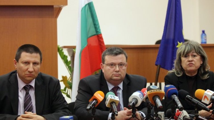 Тримата кандидати. Снимка: БТА