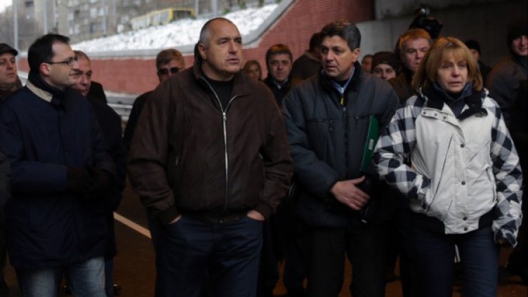Фандъкова заедно с премиера Борисов при откриването на поредно кръстовище. Снимка: БТА
