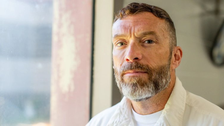 48-годишният Ланс Шокли е осъден за убийството през 2005 г. на полицая Карл Греъм