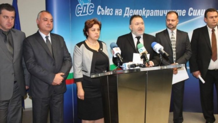 Гугушева и номиниралите я. Снимка: СДС