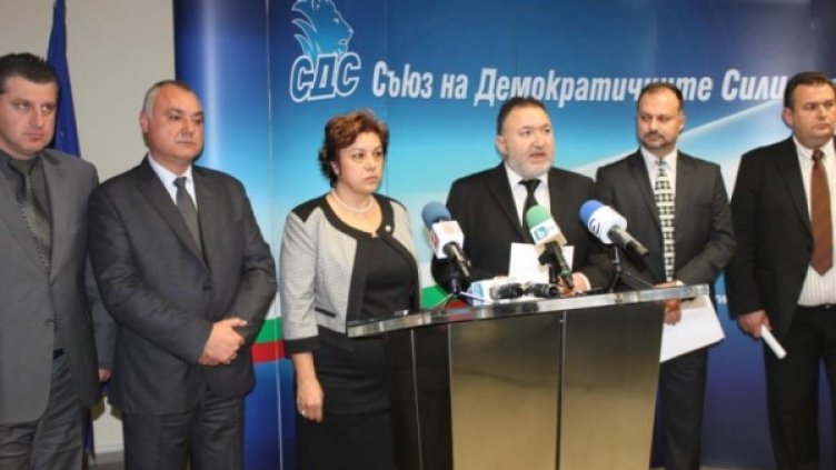 Гугушева и номиниралите я. Снимка: СДС