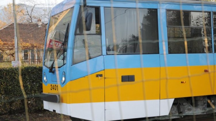 Момчетата режели седалки и чупели. Снимка: архив Булфото